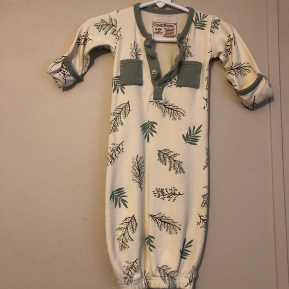 L'ovedbaby Other - 2 L’oved baby nightgowns 0-3m 100% organic cotton